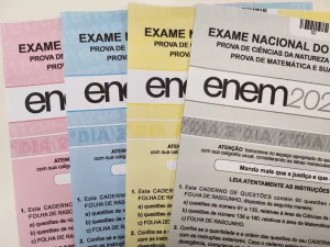 Veja as principais ferramentas de estudos dos estudantes aprovados no Enem