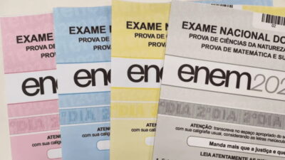 fotos das provas do Enem em referência a divulgação das datas e inscrições do Enem 2025.