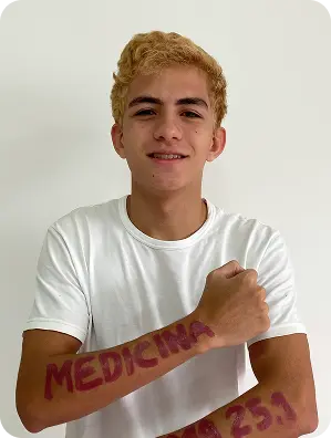 giuliano aprovado em medicina na UFMA