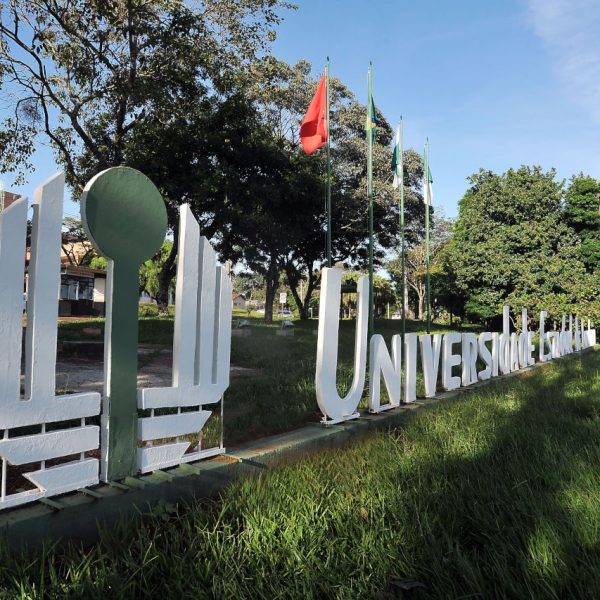 A Universidade Estadual de Londrina conhecida pelo Vestibular da UEL.