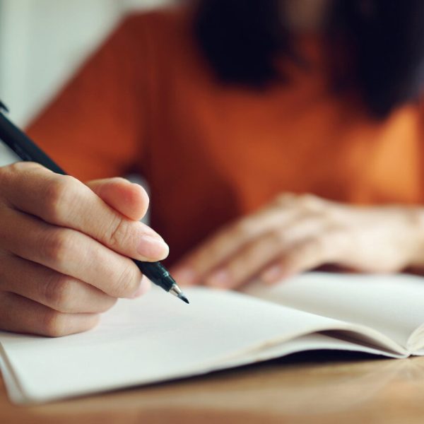 Descubra o que revisar 24horas antes da redação do enem.